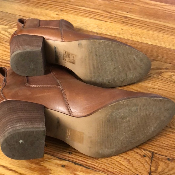 Madewell Regan Boot in English Saddle - Picture 8 of 8